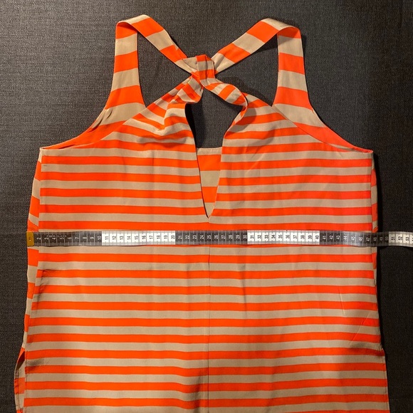 BCBG Edita Silk Tank - Picture 9 of 9